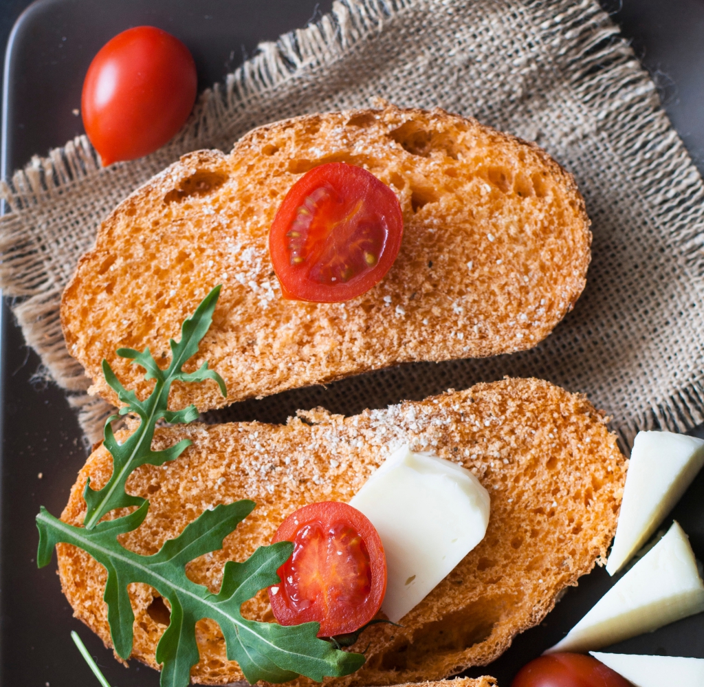 Tomato bread