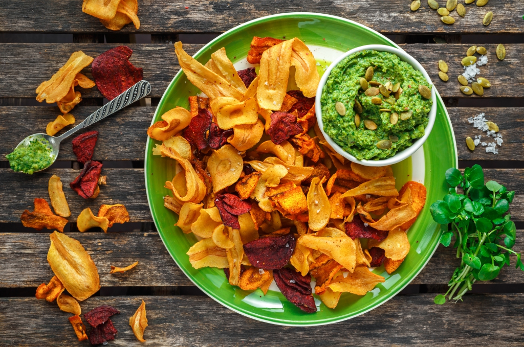 CURRY SALTED PARSNIP CRISPS