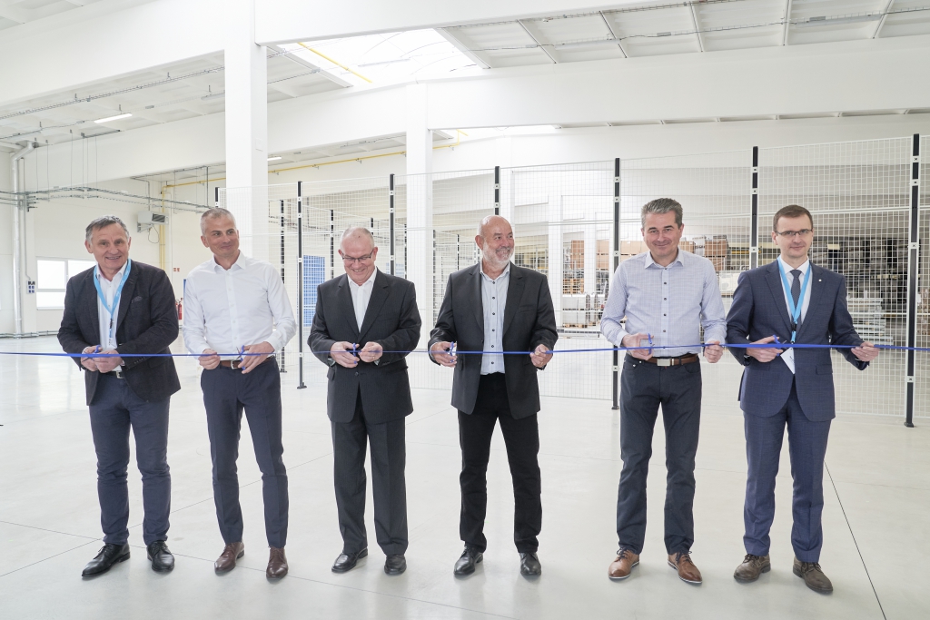 The new production hall allows increation of production capacity in Retigo