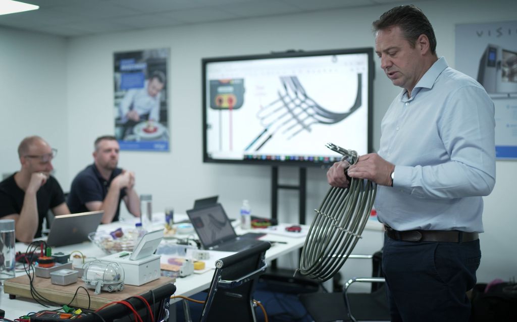 Technical Support and WOW Training with Retigo UK